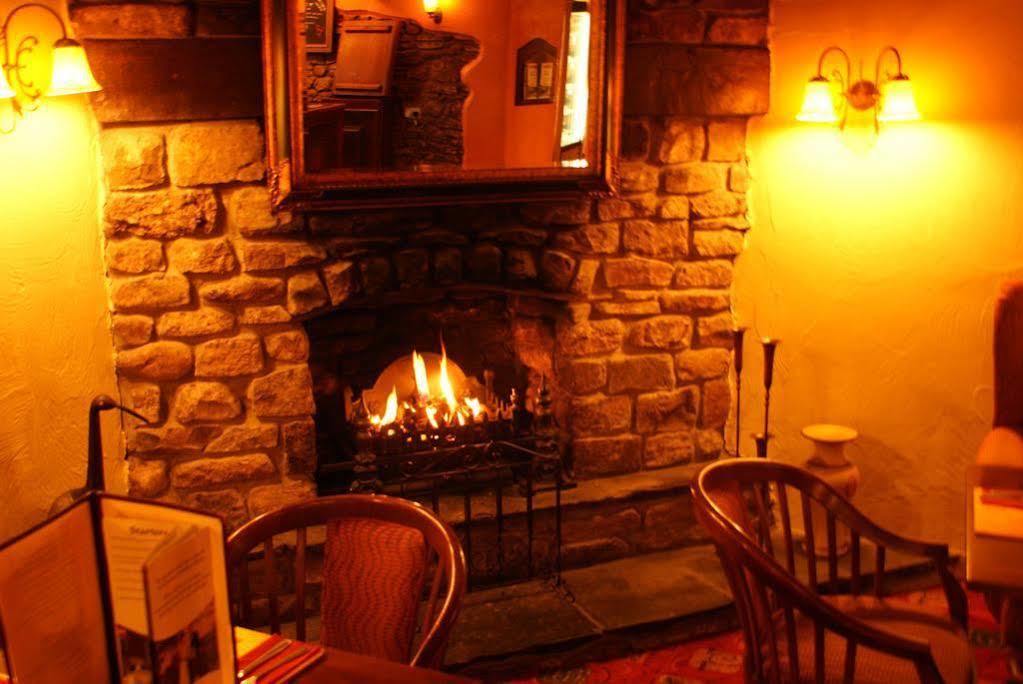 The Old Barn Inn Нюпорт Екстериор снимка